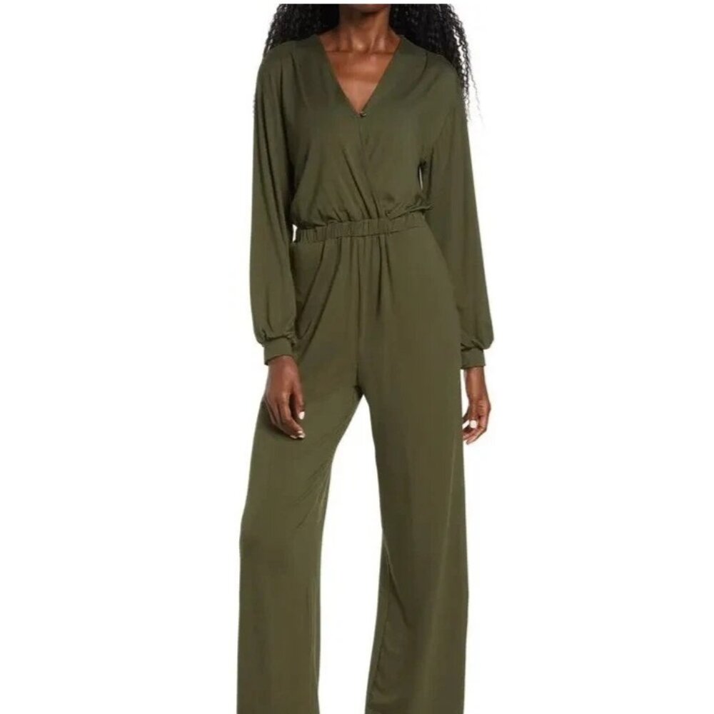 FASHION NOVA Olive Green Casual smocked Keyhole back JUMPSUIT Romper *SMALL*
